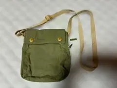 ★ Barbour. サコッシュバッグ. 正規品 中古美品 ★のサムネイル