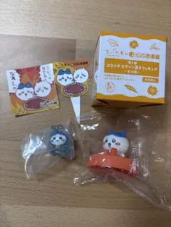 CoCo壱番屋×ちいかわコラボ　スプーンが置けるオリジナルフィギュア（ハチワレ）のサムネイル