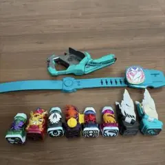 仮面ライダーリバイス　DXメモリアルバイスタンプセレクション