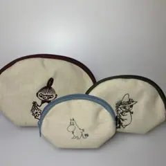 ①ムーミン　シェル型刺繍ポーチ3点セット　付録 非売品　未使用