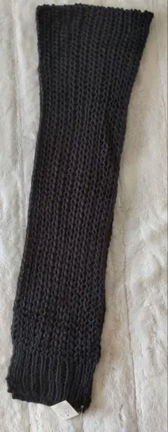 ダークグレー ニットマフラー