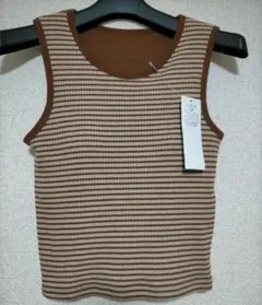新品未使用ボーダーカップ付き タンクトップ 　Mサイズ　パッド付き　伸縮性あり