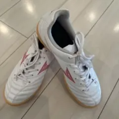 ミズノ フットサルシューズ ホワイト×レッドのサムネイル