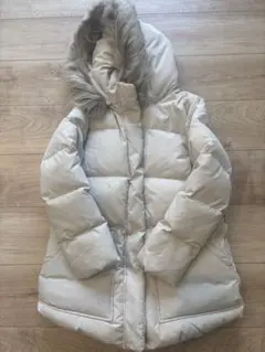 値引き　クリーム色 中綿コート　ファー付きフード