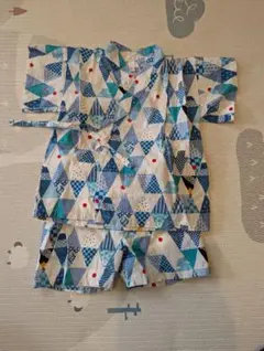 アカチャンホンポ　子供用甚平 サイズ90