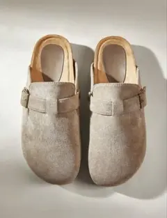 ベージュ スエード クロッグサンダル