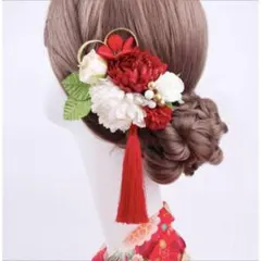 【新品】髪飾り 和装 浴衣 着物 七五三 結婚式 つまみ細工 レッド 赤