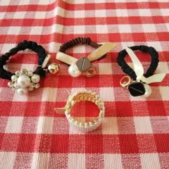パールとクリスタル装飾のヘアゴム4個セット