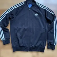 adidasトラックジャケット ユニセックス　L size