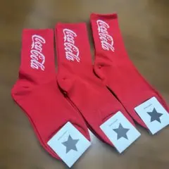 韓国靴下☆新品☆Coca-Colaロゴ☆ソックス☆3足セット☆レッド