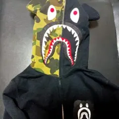 A BATHING APE 迷彩柄 シャークパーカー