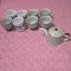 激安価格‼️着払い‼️‼️花柄急須と湯飲みセット