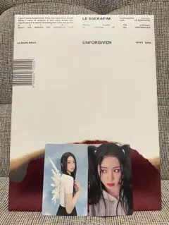 ルセラフィム　LE SSERAFIM unforgiven アルバム　ユンジン