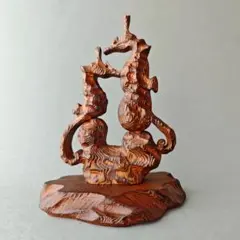 中国美術 玉石彫刻 獅子 置物 台座付 細密彫刻 天然石 唐獅子 縁起物