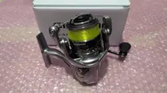 SHIMANO 21ナスキー C2000S スピニングリールのサムネイル