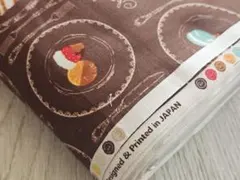 SALE ✨コスモテキスタイル オックス スイーツ柄 ブラウン