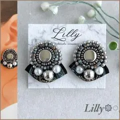 #851 小ぶり/インド刺繍リボン/ビーズ刺繍/シルバー/ハンドメイドピアス