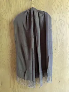 グレー　ストールのサムネイル