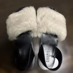 BARNEYS NEW YORK ファーサンダル サイズ38のサムネイル