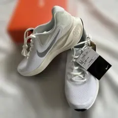 ナイキ　ウィメンズレボリューション7 ランニング