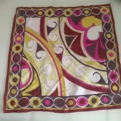 エミリオプッチ　ビンテージ　赤と緑の葉模様 ハンカチ 2026年最新】EMILIO PUCCI レディース ハンカチの人気アイテム - メルカリ