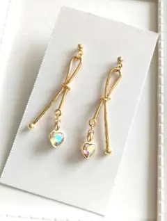 オーロラハートストーン付きリボンピアス イヤリング ゴールド