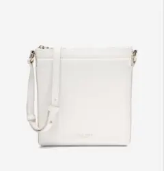 COLE HAAN ホワイト　レザーショルダーバッグ　サコッシュ クロスボディ
