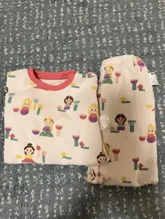 UNIQLO ディズニープリンセス　パジャマ　110