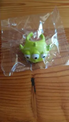 ディズニー トイストーリー リトルグリーンメン リング ガチャ