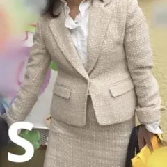 ベージュ系ツイードスカートスーツ Sサイズ フォーマル セレモニースーツ