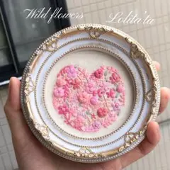 新作　ハンドメイド　刺繍　フレーム付き　花　ハート　バラ　ピンク　北欧風 215
