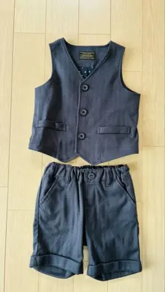 スーツベスト・ショートパンツセット(ワイシャツ2種付き)