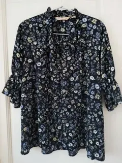 最終値下げ！☆美品☆ユニクロ　PAUL ＆ JOE コラボ　花柄五分袖ブラウス