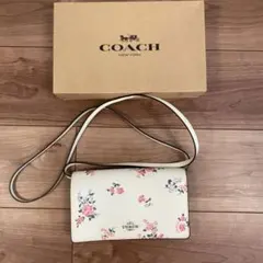 新品未使用！お財布ショルダーバック　コーチ　花柄　コンパクト　白＆ピンク　カナダ