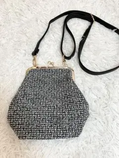 Item thumbnail for item 5f17febd-5daa-45d5-9f82-4107ceb4482e