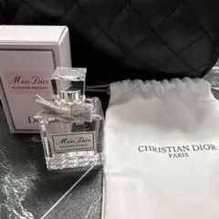 Miss Dior Blooming Bouquet オードゥトワレ 5mlのサムネイル
