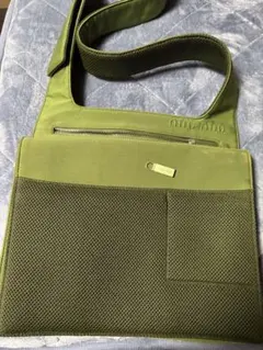 MIU MIU グリーン ショルダーバッグ