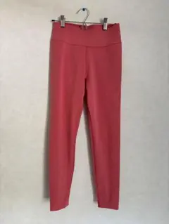 UNIQLO ヨガパンツ M ピンクのサムネイル