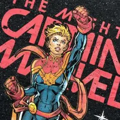 【MARVEL】キャプテン・マーベルビッググラフィック　スーパーヒロインＴシャツ