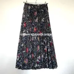 URBAN RESEARCH DOORS 花柄プリーツスカート