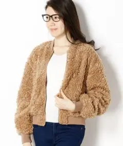 リバーシブルボアブルゾン