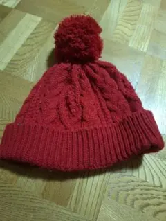 COMME CA ISM 赤 ポンポン付きニット帽 F