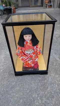 新品の市松人形 日本人形 女の子 ガラスケース入り - メルカリ