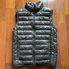 ユニクロ　キルティング ダウンベスト