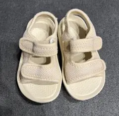 17センチ　サンダル クリーム色