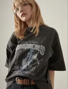 【Snap club】ビッグシルエットヴィンテージ加工グラフィック半袖Tシャツのサムネイル