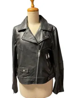 ZARA ブラックレザーライダースジャケット レディース
