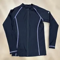 【美品】Nike ラッシュガード 150cm