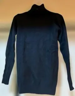 ま*み様 黒いタートルネック長袖ニット