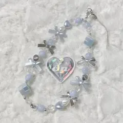 122 ビーズストラップ　ビーズキーホルダー　リボン　ハート　水色　シルバー